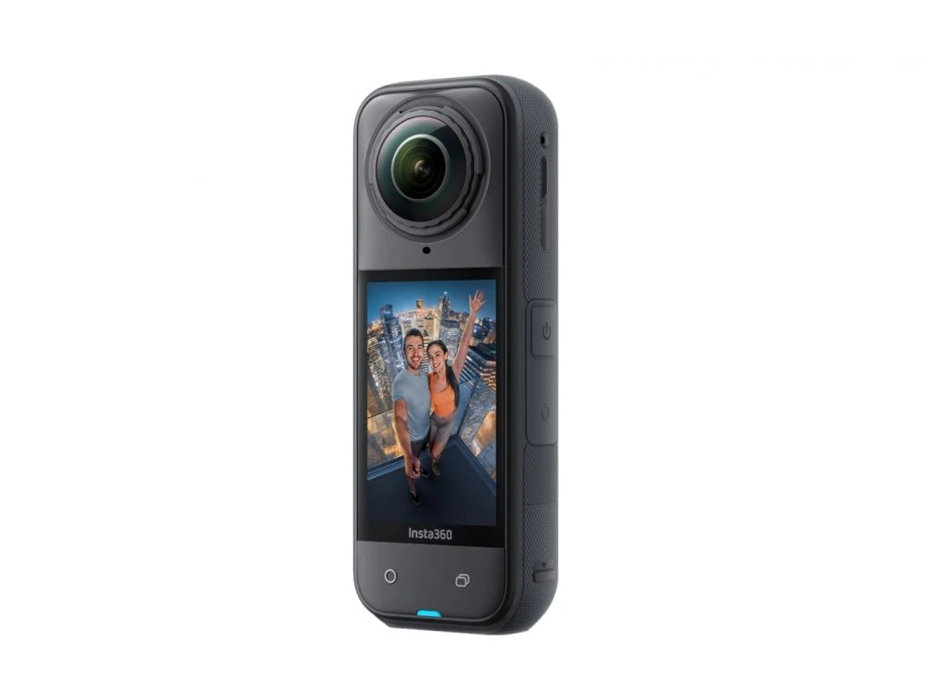 Insta360 X5