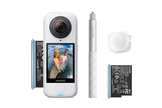 Insta360 X4 Air Starter Bundle / Arctic White